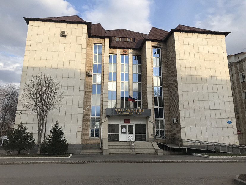 В Энгельсе заключенный ШИЗО ошпарил сотрудника колонии едой