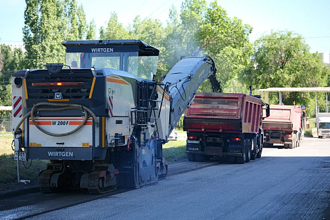 В Саратове за счет допфинансирования из областного бюджета ремонтируют 10 дорог